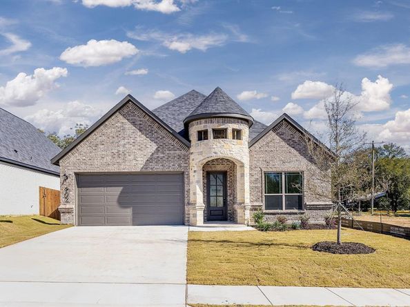 902  Boston Lane , River Oaks Texas 76114