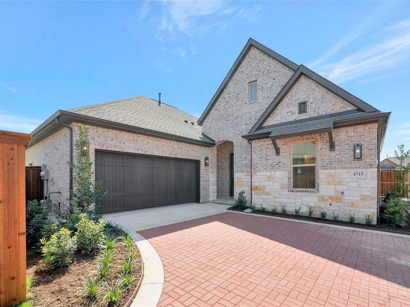 4715  Boyds Branch Drive , Arlington Texas 76005