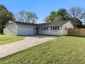 4633  Lynnacre Drive 