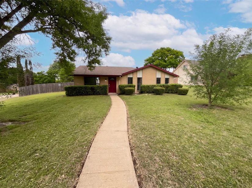 3801  Grecian Court , Plano Texas 75074