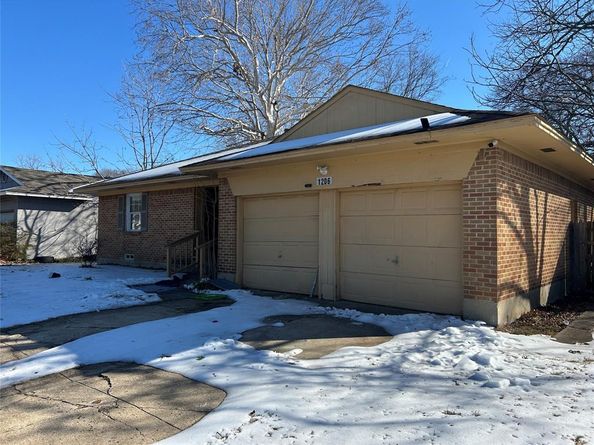 1206  Bandera Lane , Garland Texas 75040