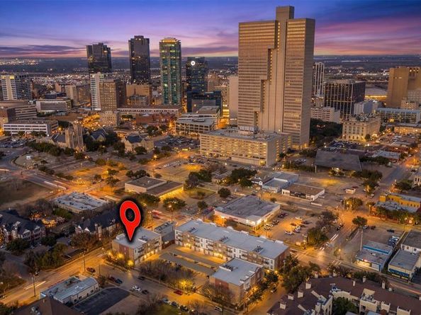 1025 W 10th Street  2105, Fort Worth Texas 76102