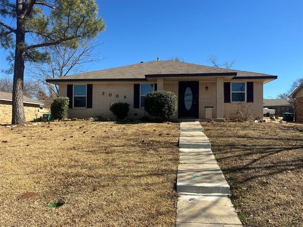 2009  Azalea Street , Denton Texas 76205