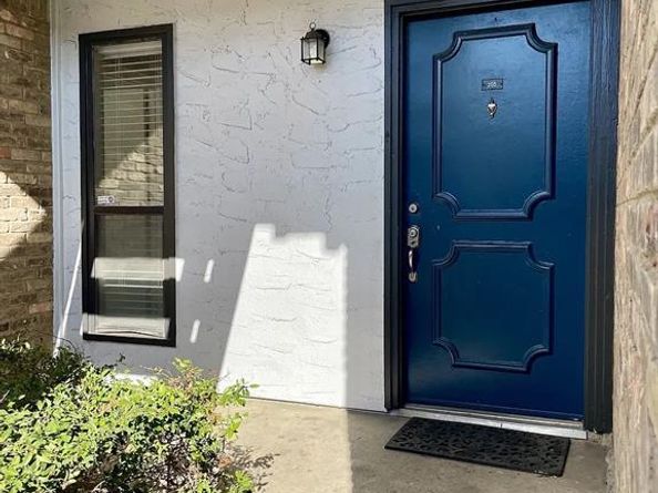 5840  Spring Valley Road  205, Dallas Texas 75254