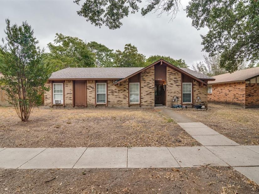 2630  Dove Meadow Drive , Garland Texas 75043