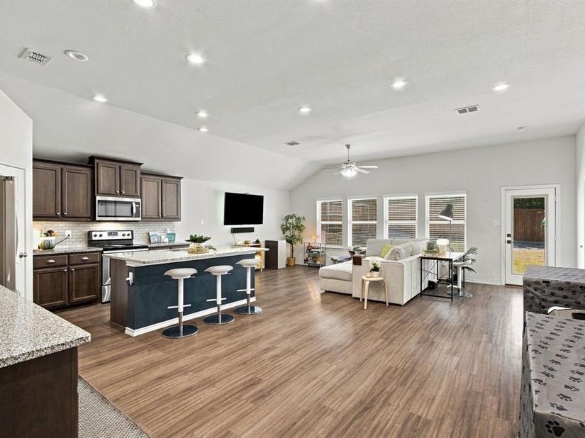 10853  Live Oak Creek Drive , Fort Worth Texas 76108