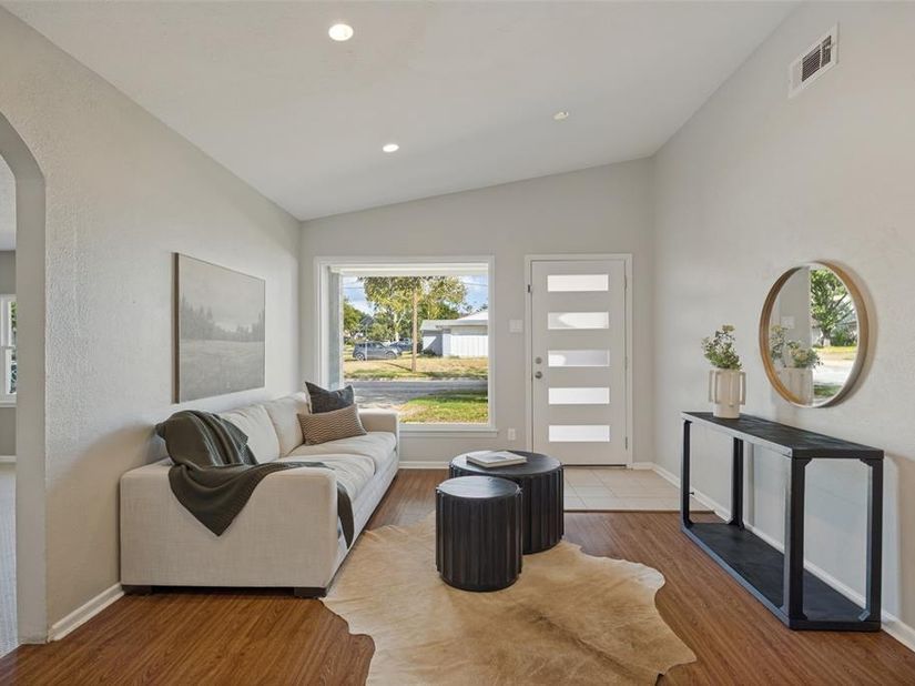 12657  Promenade Lane , Dallas Texas 75238