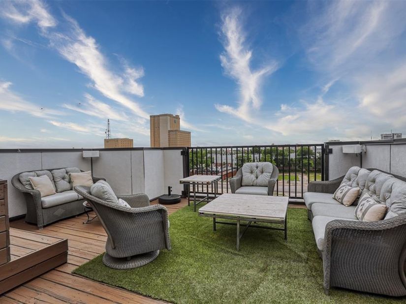 3816  Roseland Avenue  C300, Dallas Texas 75204