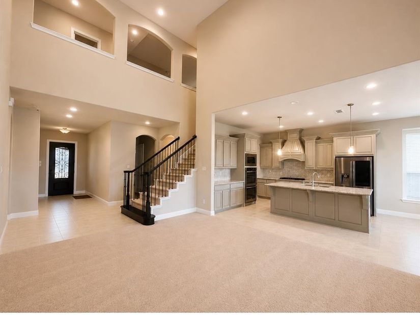 2818  Twin Ridge Drive , Arlington Texas 76001
