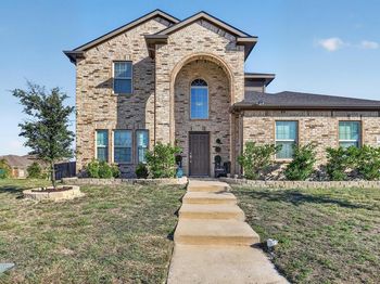 2325  Redwood Drive 