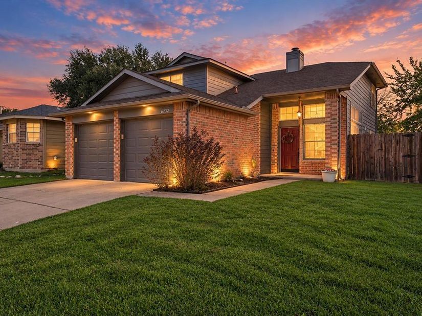 6732  Silver Sage Drive , Fort Worth Texas 76137