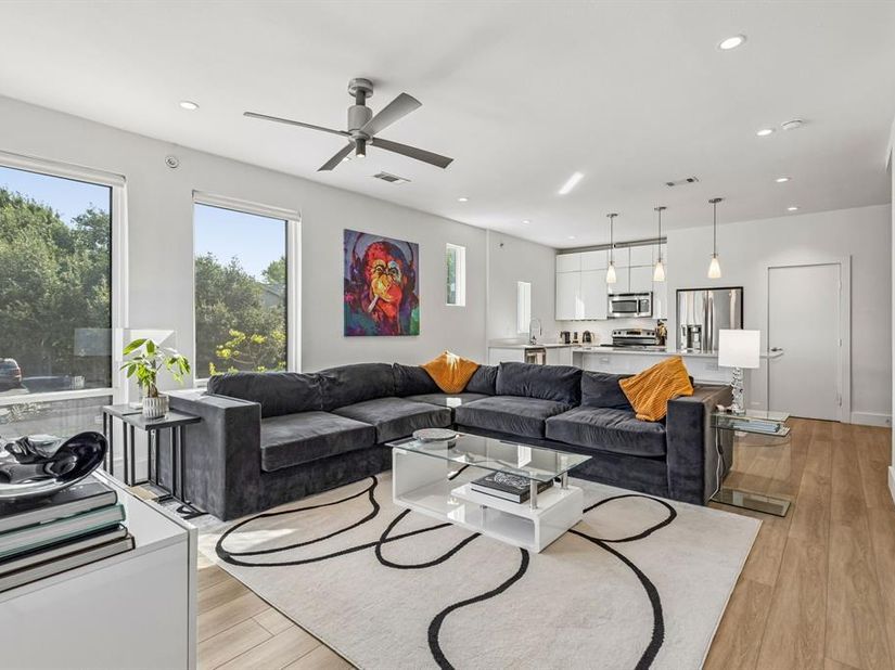 4107  Bowser Avenue  102, Dallas Texas 75219