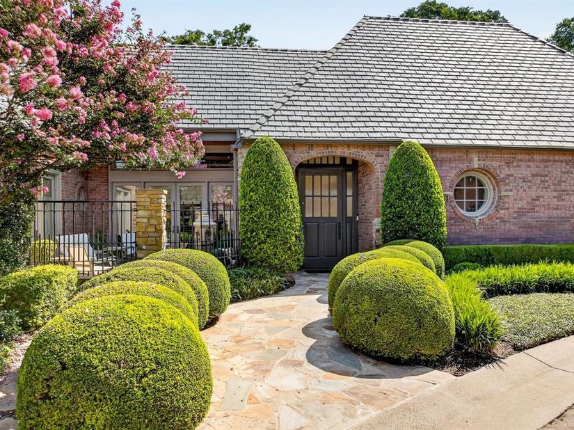 4902  Westbriar Drive , Fort Worth Texas 76109