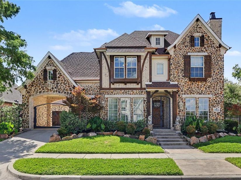 7912  Inverness  , The Colony Texas 75056