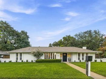 7429  Tangleglen Drive 