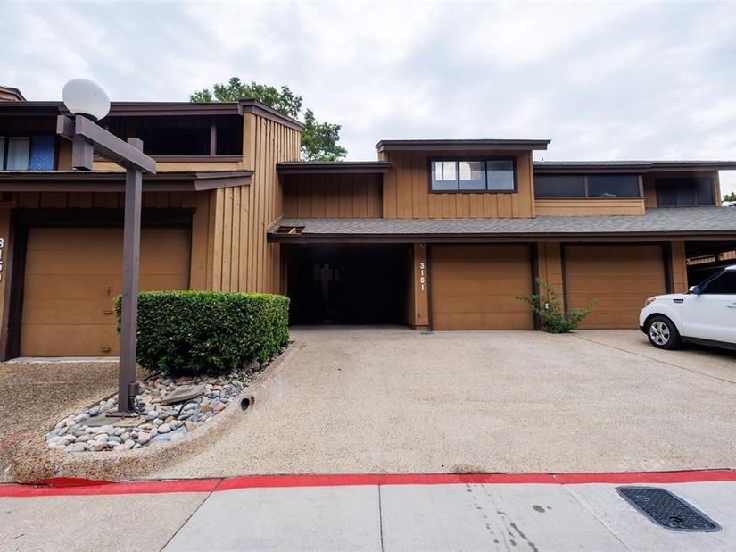 3161  Golden Oak  , Farmers Branch Texas 75234