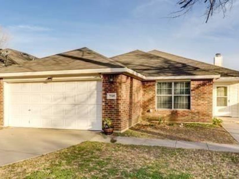 7549  Vanessa Drive , Fort Worth Texas 76112