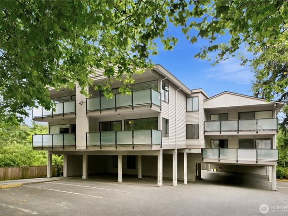 321 Bellevue Way SE 203, Bellevue WA 98004