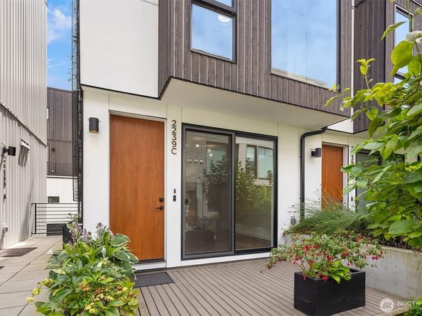 2239 Minor Avenue E C, Seattle WA 98102