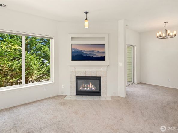 12113 NE 172nd Place J202, Bothell WA 98011