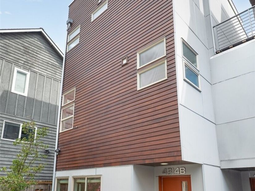 4314 Whitman Avenue N B, Seattle WA 98103