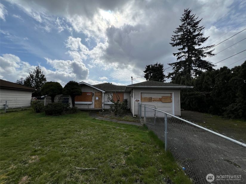 1006 17th Street SE, Auburn WA 98002