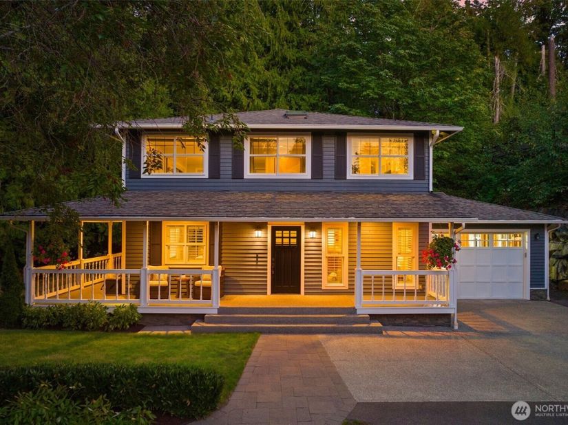 23317 SE 48th Street, Issaquah WA 98029