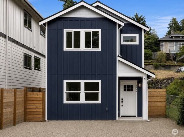 4004 Courtland Place S, Seattle WA 98118