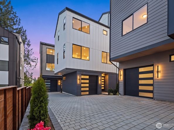 931 N 87th Street, Seattle WA 98103