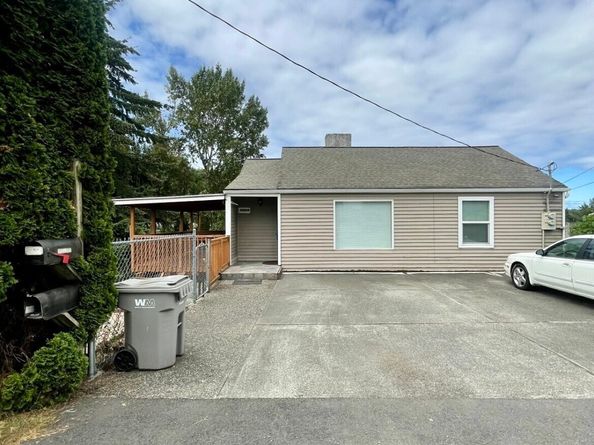 13829 51st ave Avenue S, Tukwila WA 98168