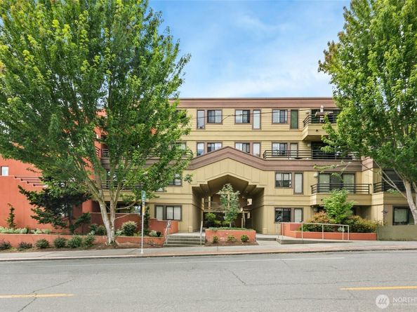 3401 Wallingford Avenue N 401, Seattle WA 98103