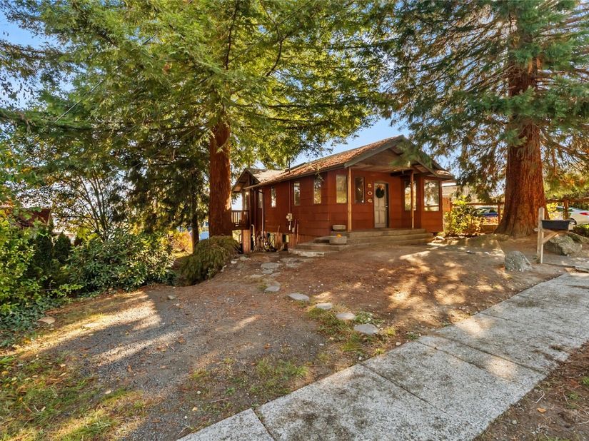 506 S Yantic Avenue, Bremerton WA 98312