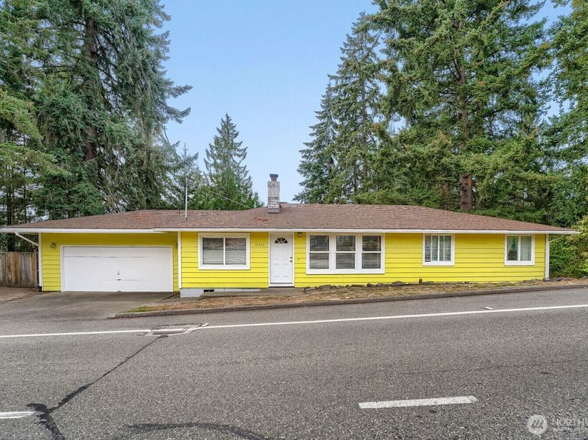 17415 128 Avenue SE, Renton WA 98058