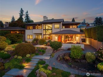 2820 Magnolia Boulevard W