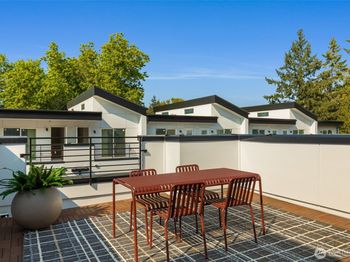 1139 129th Court NE