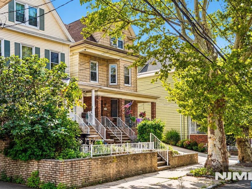 116 5th Street, Bayonne NJ 07002