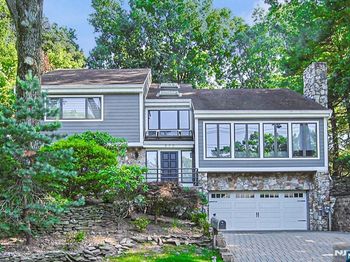 570 Grandview Terrace