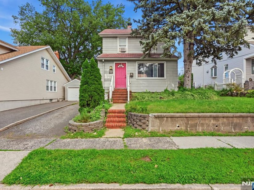 809 Elm Avenue, Ridgefield NJ 07657