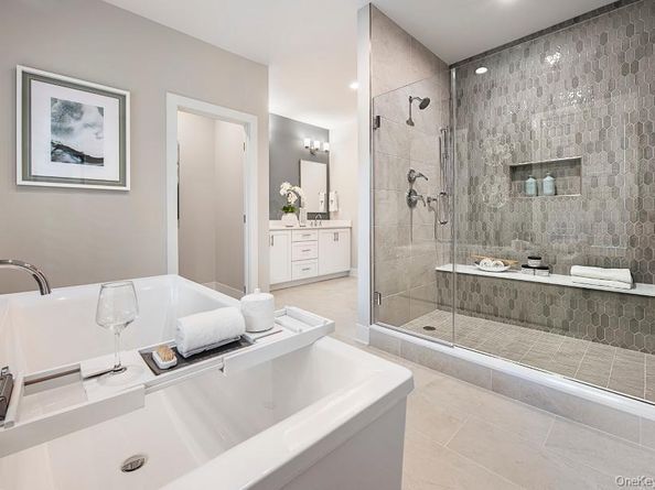 24 Marker Ridge 12, Irvington NY 10533