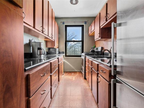 2220 78th Street A3, Astoria NY 11370