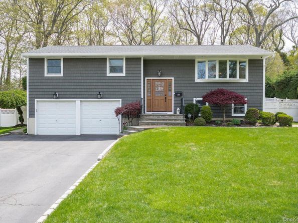 25 Fisher Road, Commack NY 11725