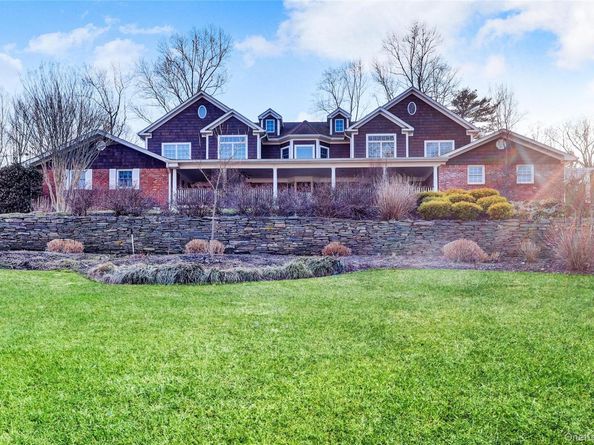 8 White Birch Drive, Dix Hills NY 11746