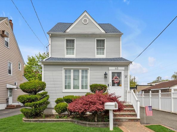 65 Liggett Road, Valley Stream NY 11581
