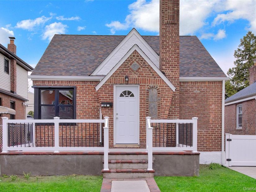 223-15 114th Road, Cambria Heights NY 11411