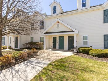 28 Lorien Place