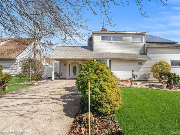 116 Red Maple Drive N, Levittown NY 11756