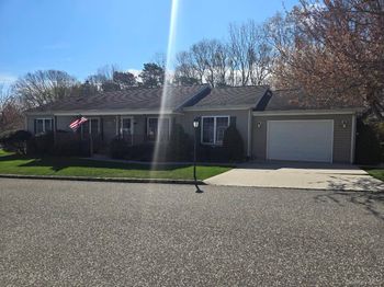 1407 Middle Road