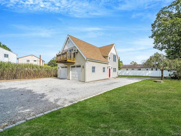26 Bokel Road, Ronkonkoma NY 11779