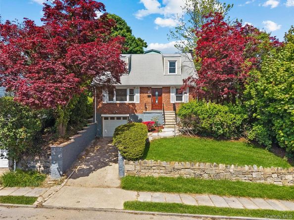 45 AKA 47 Portland Place, Yonkers NY 10703