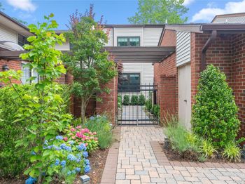 23 Estates Terrace N